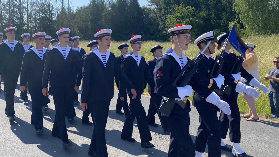Une quarantaine de jeunes ont re u le brevet de pr paration